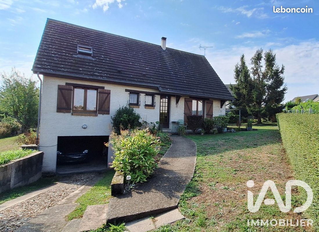 Maison 7 pièces 118 m² · à Bézu-Saint-Éloi · 118 m² · 262 000 €