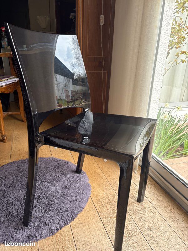 Lot de 4 chaises noires transparentes SIDE BY GRAND SOLEIL (image 3)