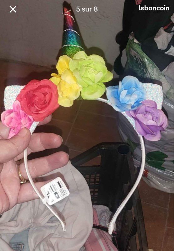 Serre tête fleur (image 1)