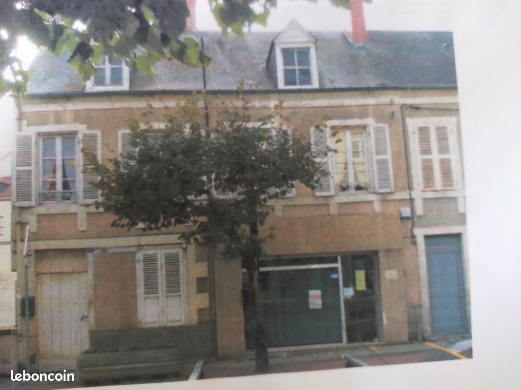 Immeuble 6 pièces 116 m² · à Imphy · 116 m² · 75 000 €