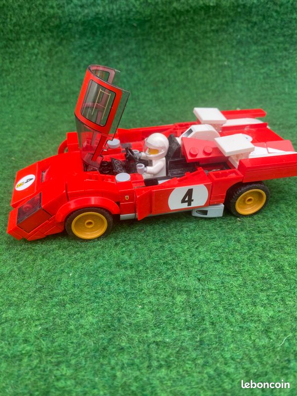 Voiture lego de course (image 3)