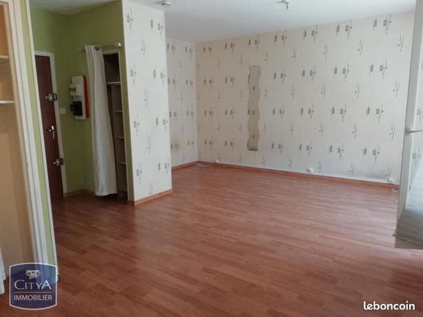 Studio 1 pièce 29 m²