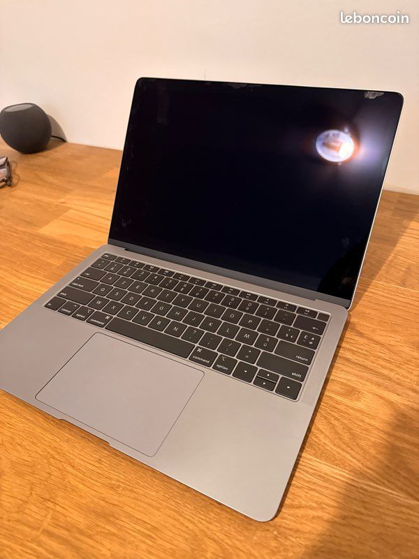 TOP CASE + Batterie + Ecran + pavé tactile + haut parleur Macbook AIR