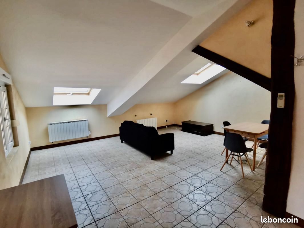 Appartement 4 pièces 80 m² · à Dompaire · 80 m² · 560 €