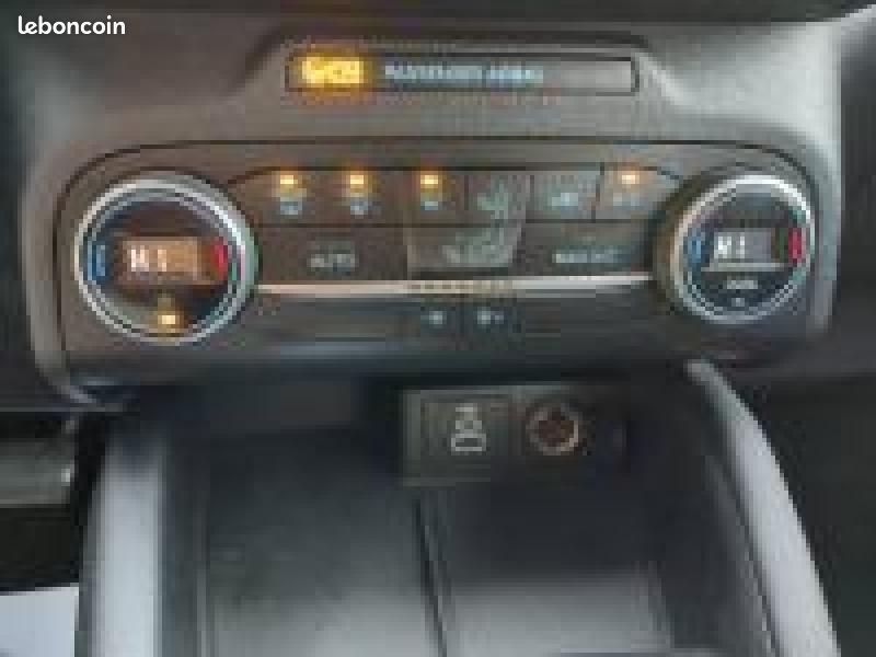 Ford Kuga 2.5 Duratec 190ch FHEV E85 Titanium BVA (image 10)