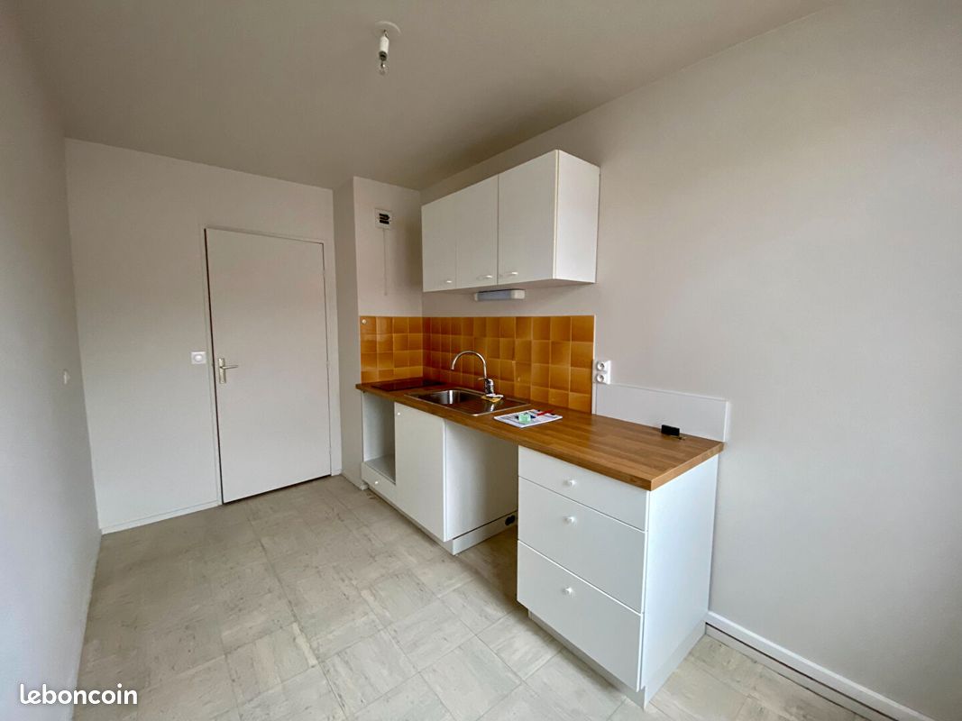 Appartement 2 pièces 52 m² · à Montbrison · 52 m² · 555 €/mois
