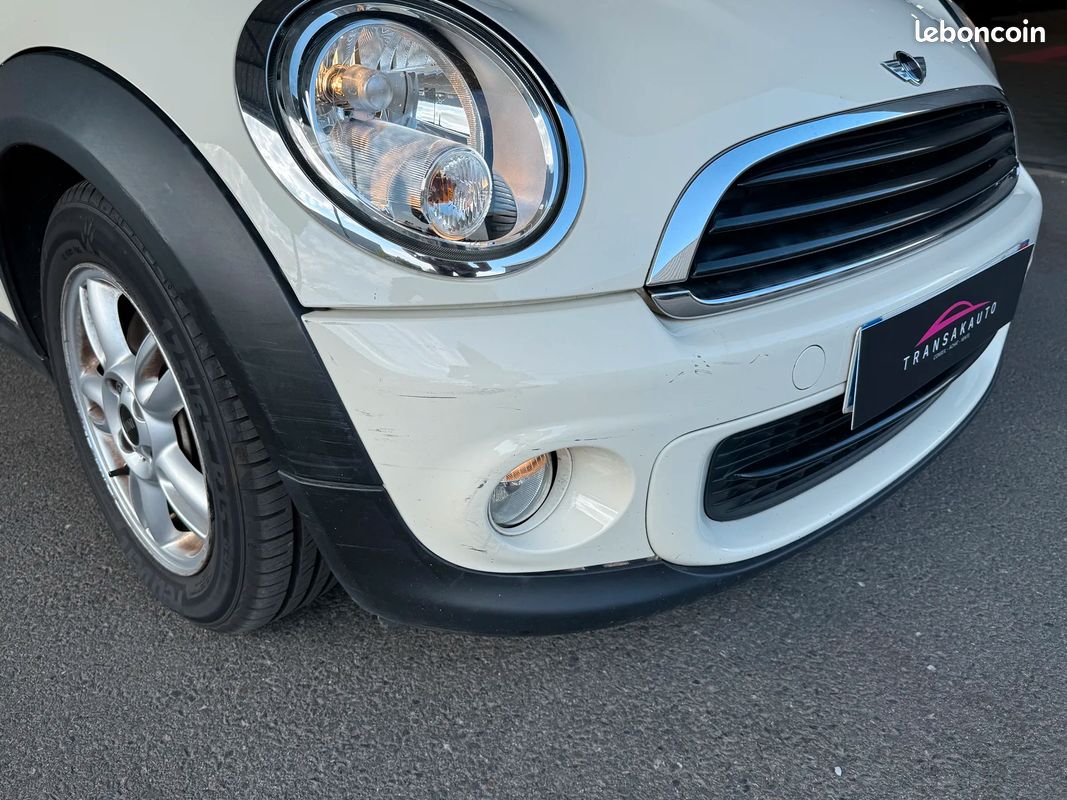 Mini COOPER (R56) LCI One 1.6 i 16V 98 CV + CLIM AUTO + PHARES AUTO (image 27)