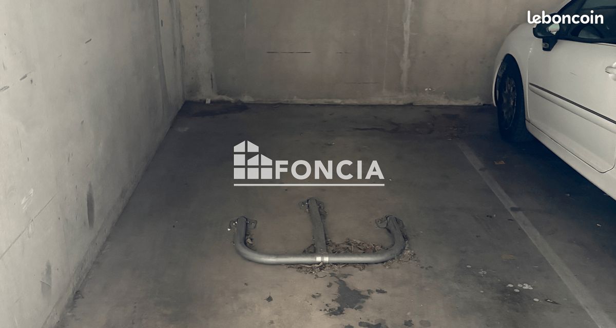 Parking · à Avignon · 109 €/mois