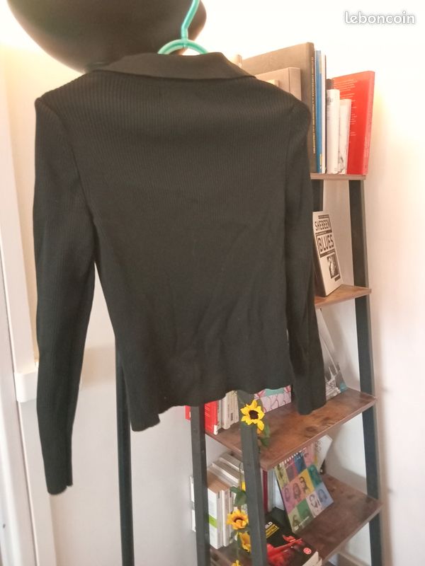Haut manches longues tunisien côtelé Primark t 36 en parfait état (image 3)