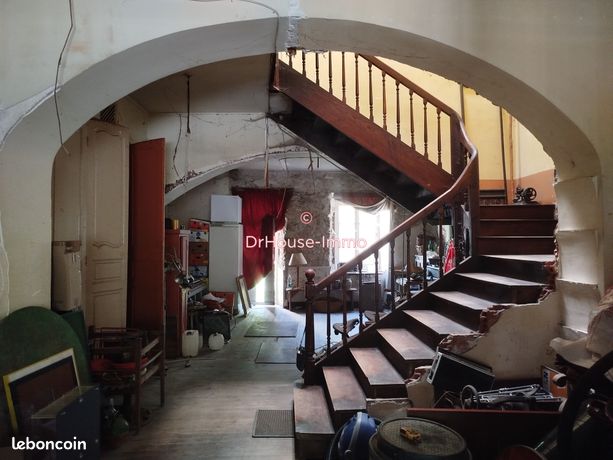 Maison de village 4 pièces 250 m²