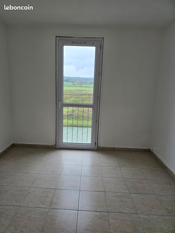 Appartement 3 pièces 55 m² · à Noyon · 55 m² · 55 000 €