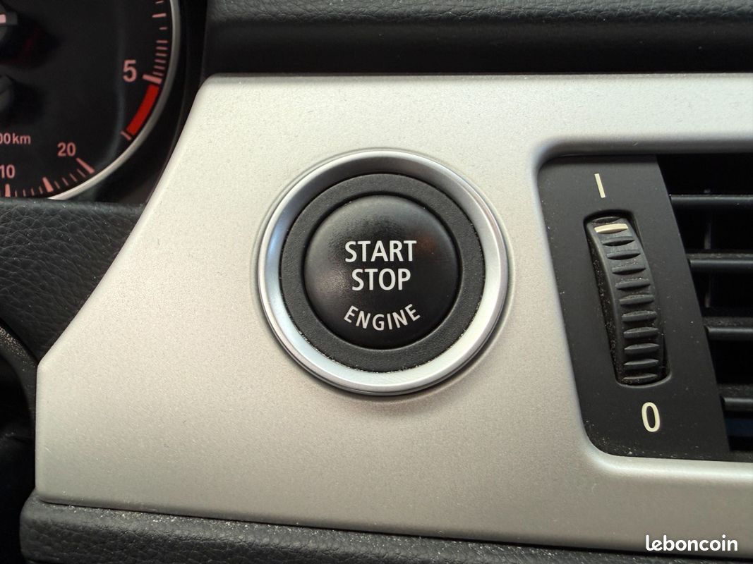 BMW SERIE 3 E90 LCI 318d 143 ch Confort A (image 24)