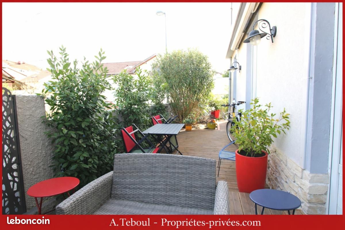 Maison 6 pièces 180 m² · à Villeurbanne · 180 m² · 575 000 €