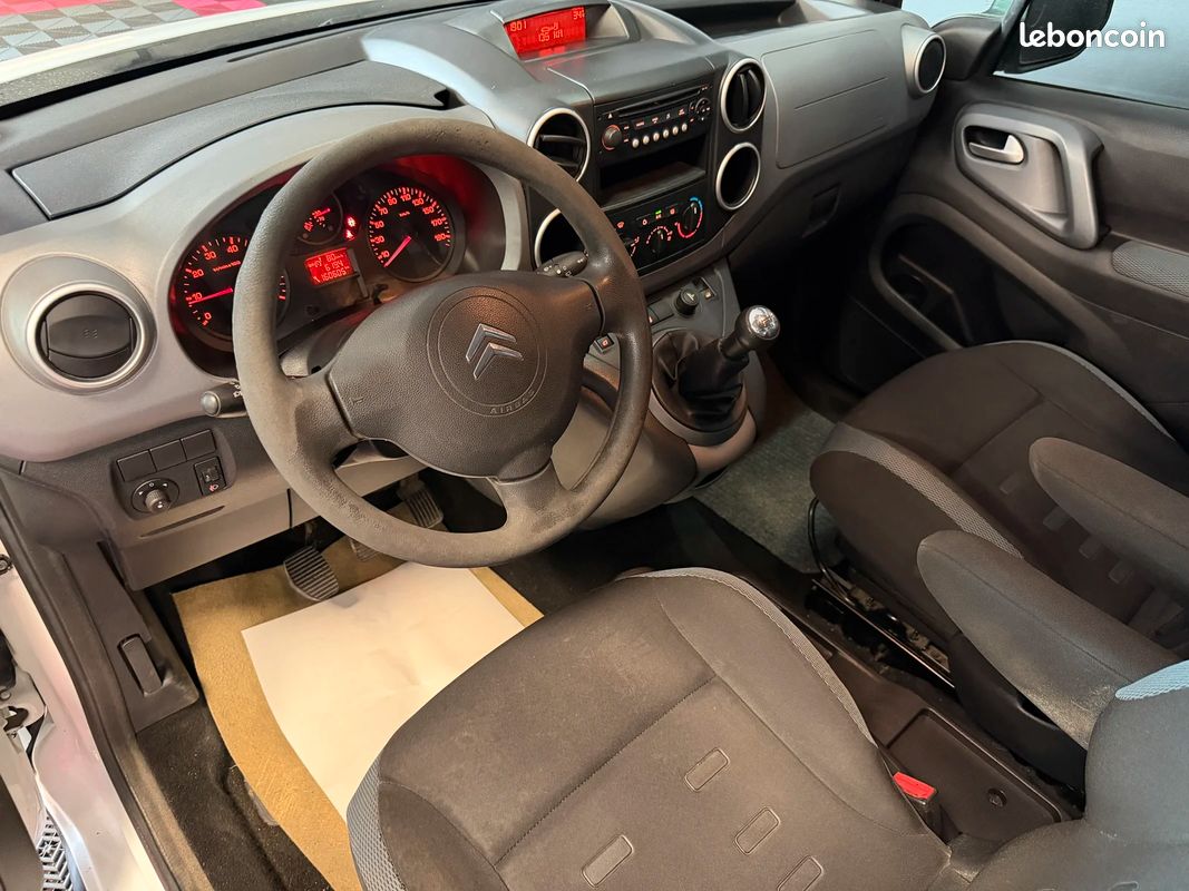 Citroën BERLINGO 1.6 HDI 92ch XTR / 1 ERE MAIN / KIT DISTRI OK (image 10)