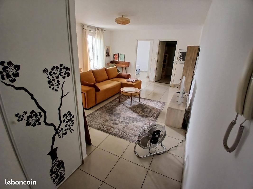 Appartement 2 pièces 51 m² · à Saint-Denis · 51 m² · 850 €
