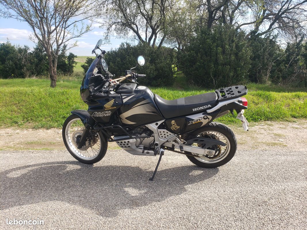 Honda Africa Twin 750 2000 Africa Twin 750 Rd07a Annee 2000 Motos