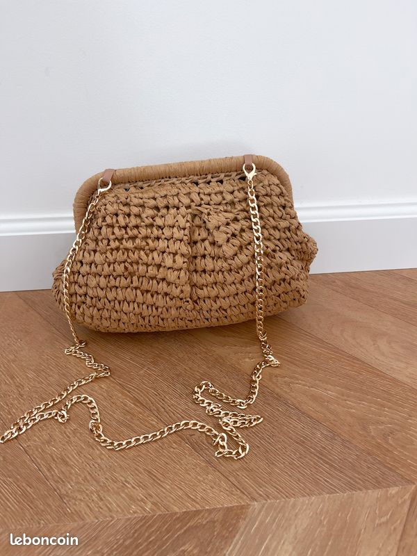 Pochette, sac tressée avec chaine dorée Accessoires Bagagerie