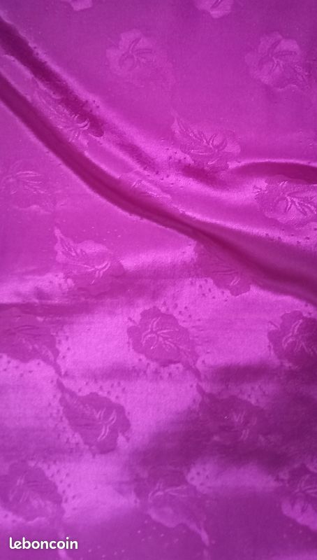 Coupon tissu prune polyester 95 X 100 cm (image 2)