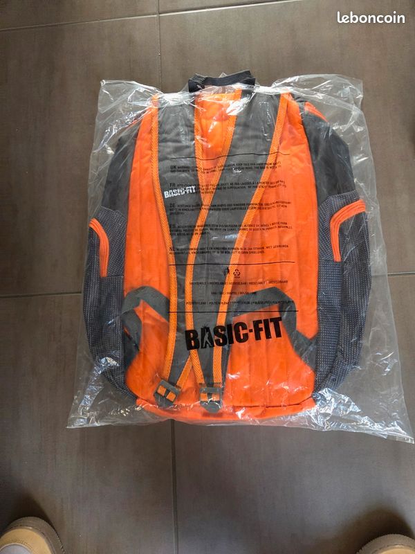 Sac basic fit neuf (image 2)