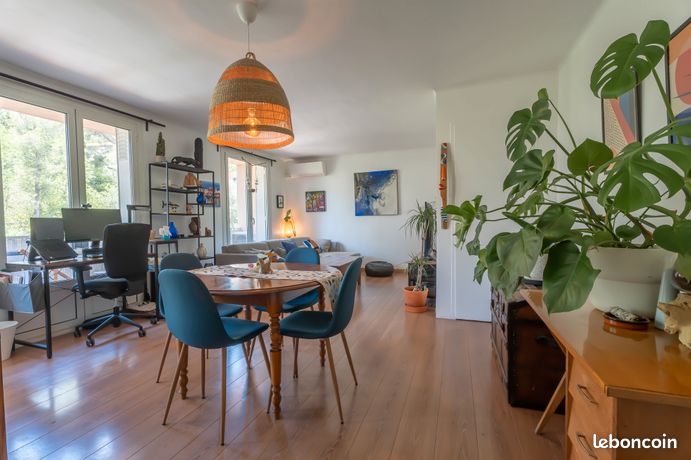 Très lumineux et calme 3 pièces de 67m2 - Proche centre-ville et Vue sur la nature