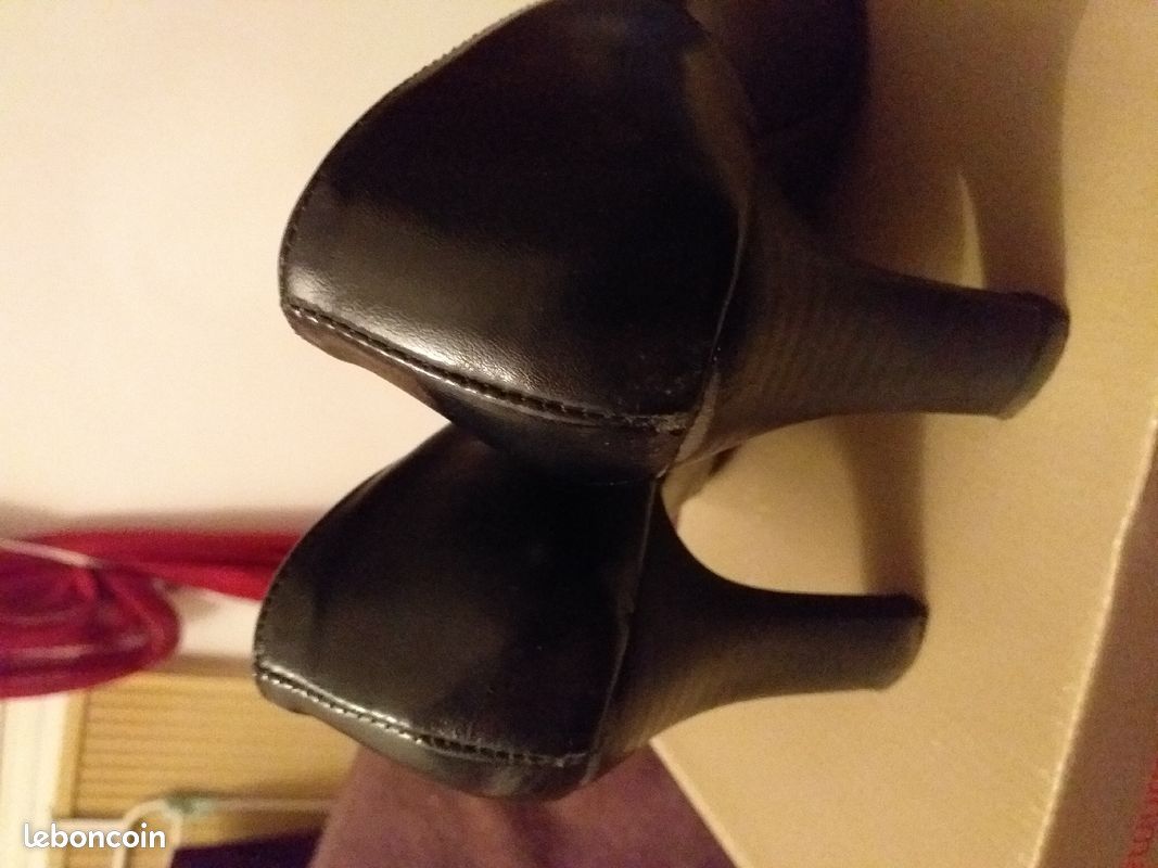 Chaussures femme à talon (image 2)