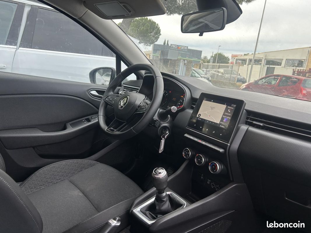 Renault clio societe 1.5 bluedci 85 air navi (image 13)