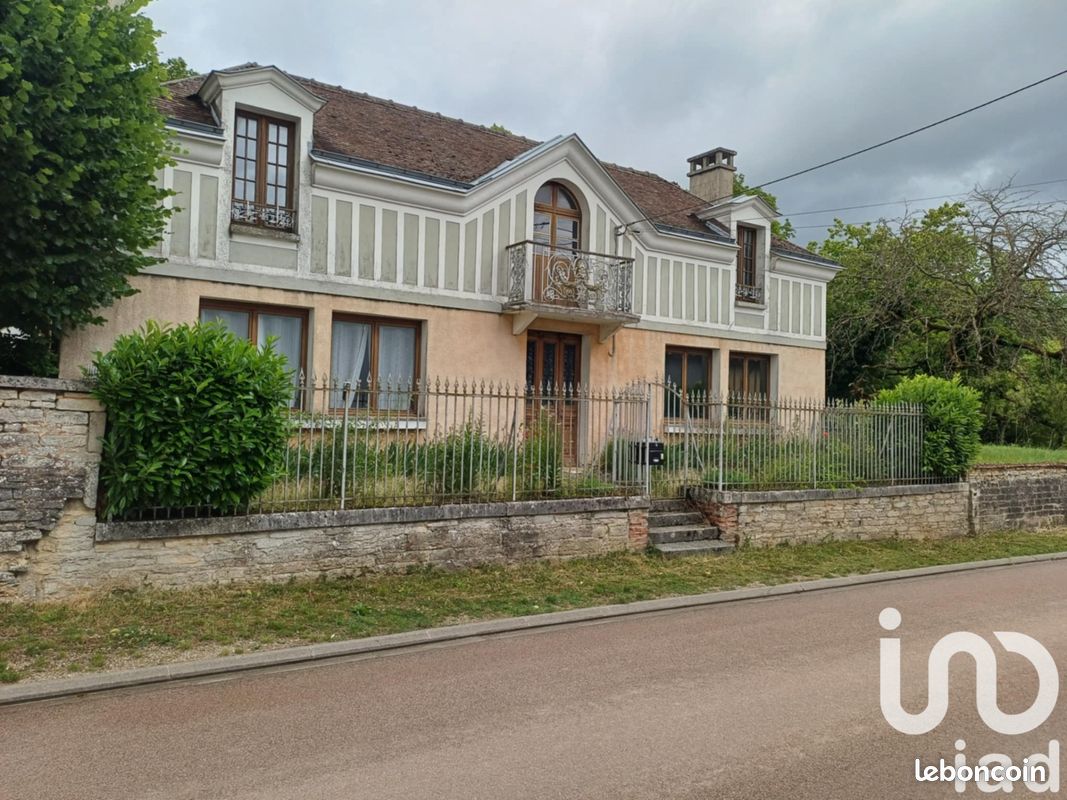 Maison 5 pièces 130 m² · à Pougy · 130 m² · 149 900 €