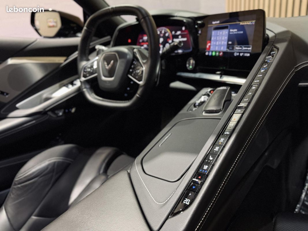 CHEVROLET CORVETTE TARGA 6.2 V8 482 BVA C8 Stingray IMMAT FRANCE 2LT ETAT NEUF 1ERE MAIN RIEN A PREVOIR (image 5)