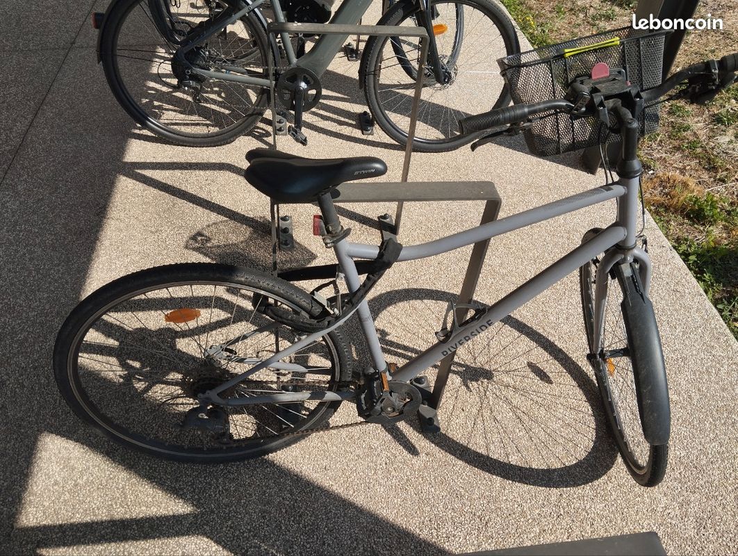 Vélo Decathlon Riverside peu utilisé (image 3)