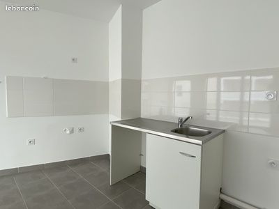 Appartement 3 pièces 54 m² · à Marseille · 54 m² · 870 €