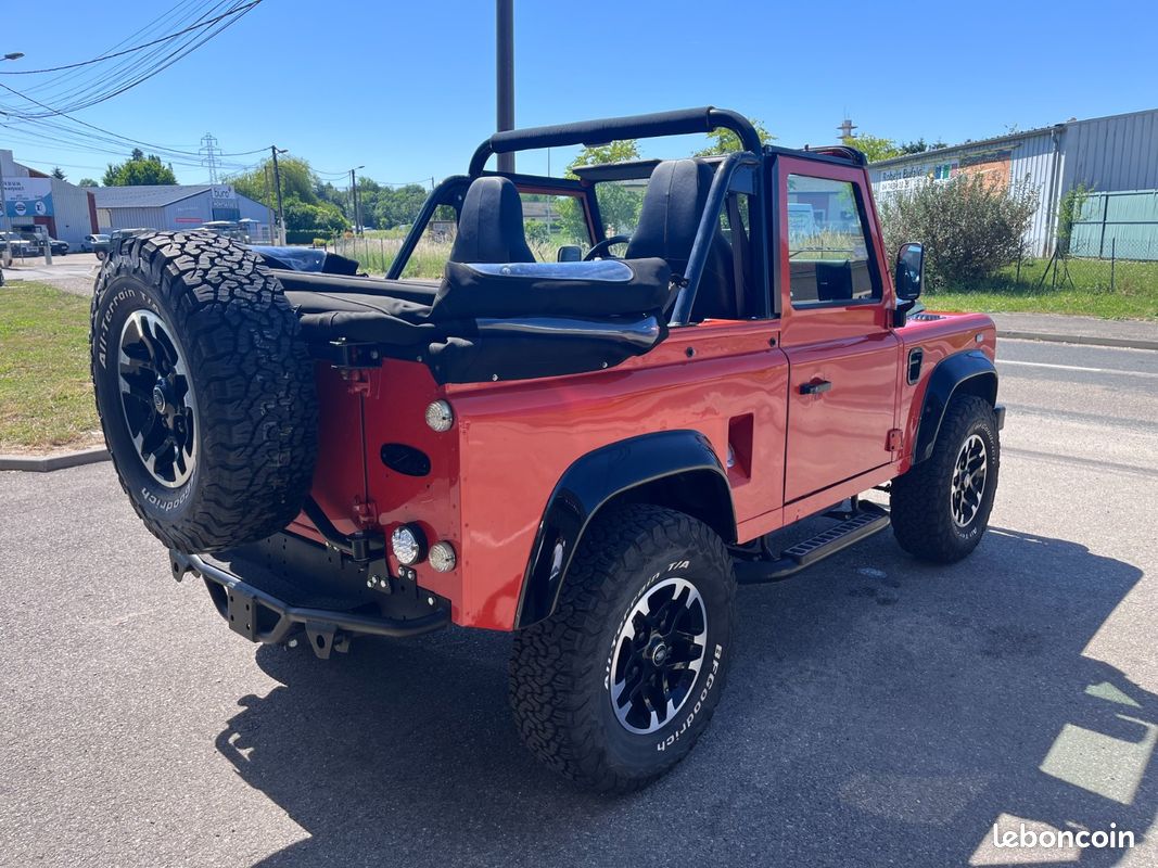 LAND ROVER DEFENDER 3.5 V8 Bache 133cv (image 5)