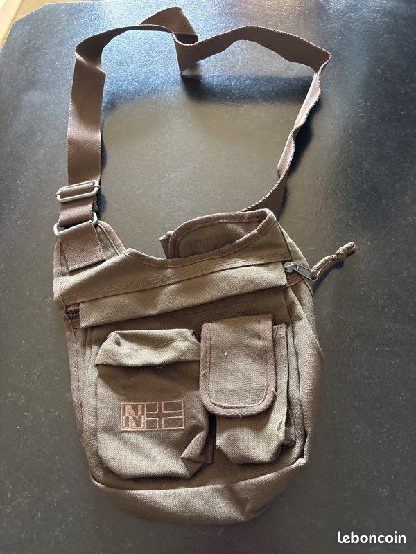Petit sac bandoulière en toile Napapijri (image 1)