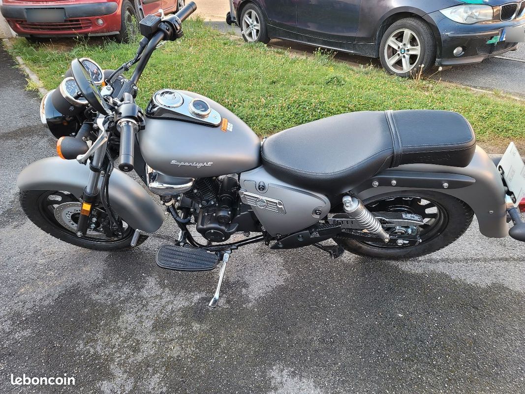 HOT Keeway Superlight 125 Verde KEEWAY SUPERLIGHT 125