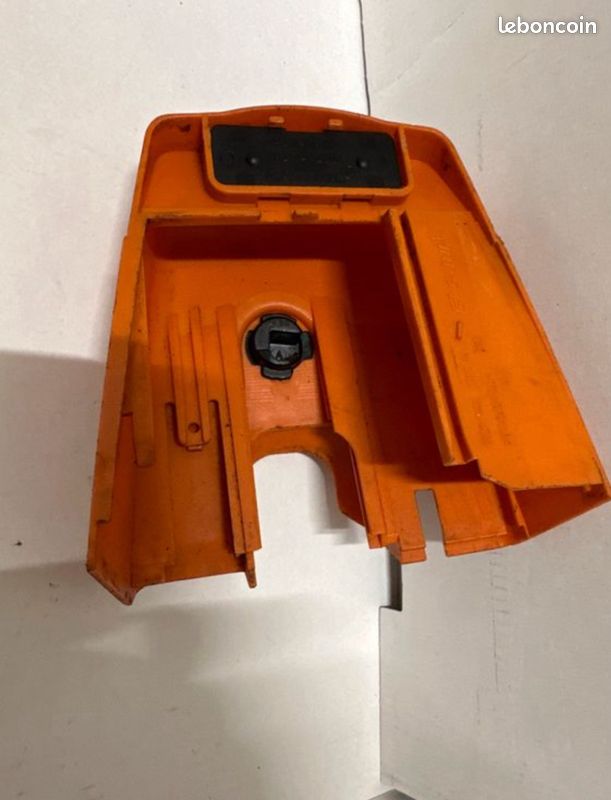 Capot de filtre à air STIHL occasion (image 2)