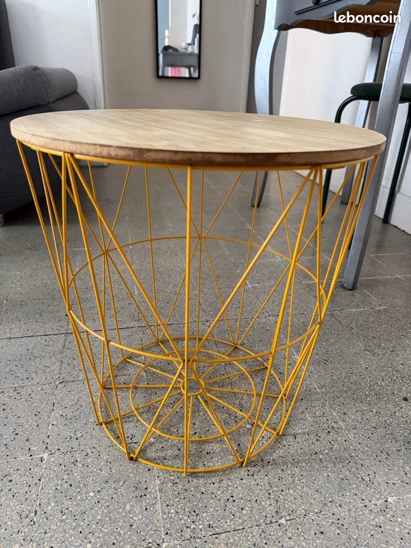 Petit meuble de rangement (image 1)