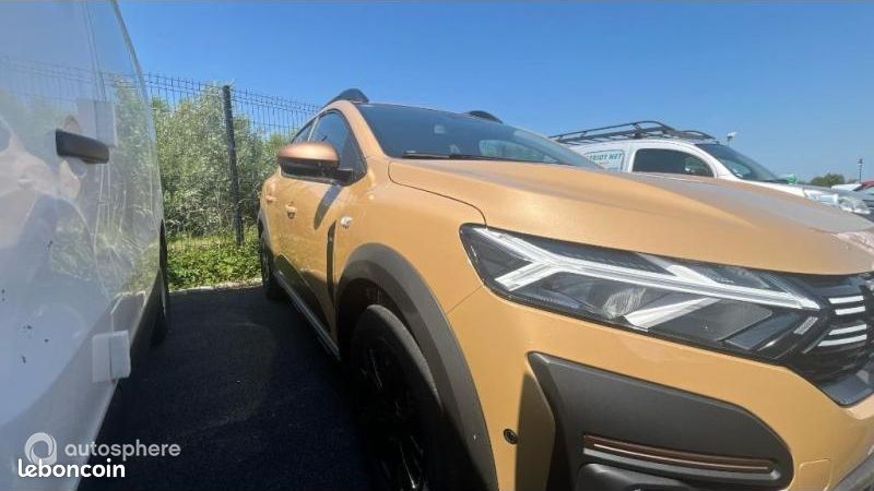 Dacia Sandero 1.0 ECO-G 100ch Stepway Extreme + -24 (image 4)