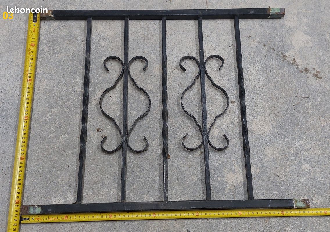 3 Grilles de fenêtre en fer pose en Tableau par scellement (h53, L66) (image 12)