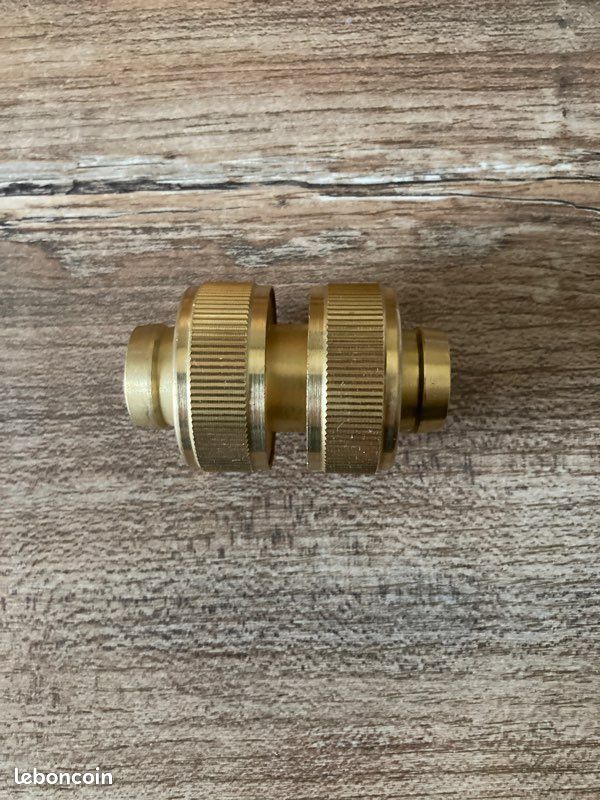 Adaptateur tuyauterie 19mm-19mm (image 1)