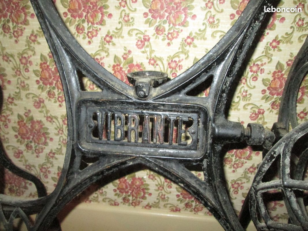 Machine à coudre ancienne (image 3)