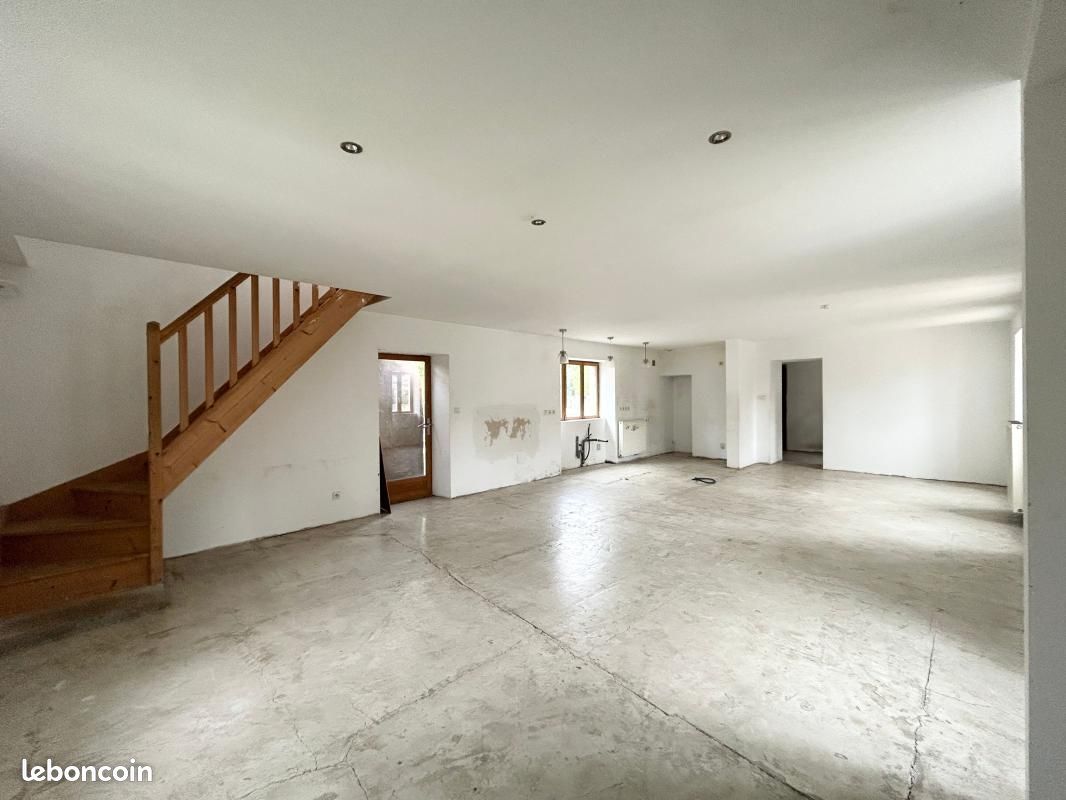 Maison 6 pièces 137 m² (image 2)