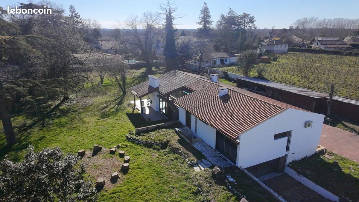 Maison 9 pièces 300 m² · à Libourne · 300 m² · 490 000 €