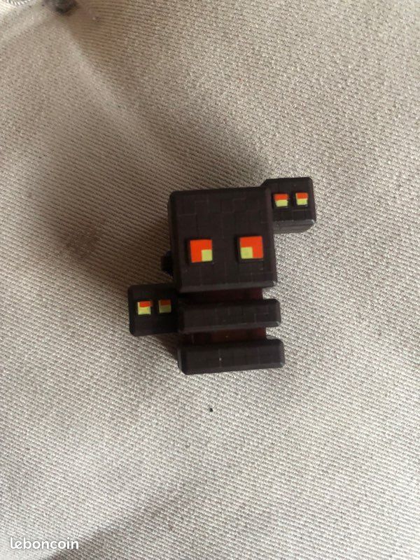 Lot figurine roblox (image 8)