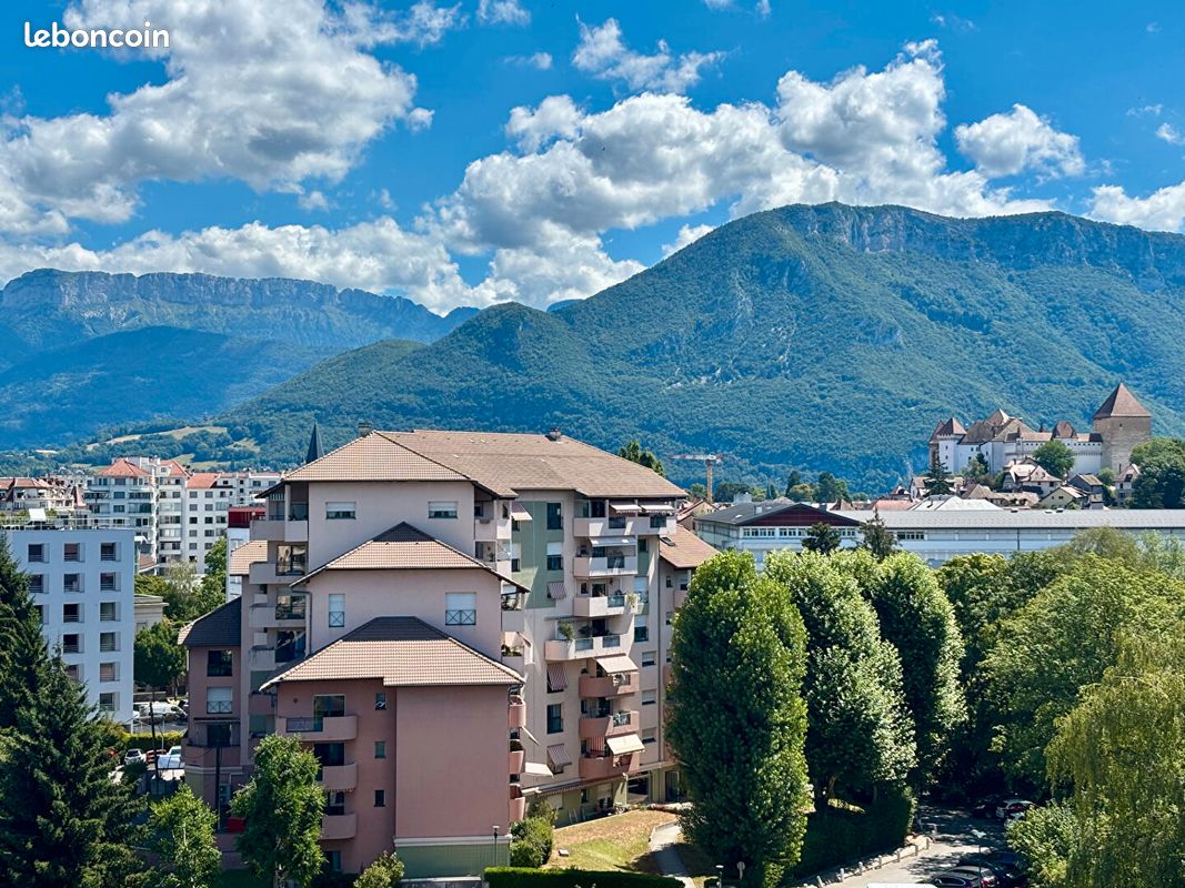 Appartement 3 pièces 92 m² · à Annecy · 92 m² · 1 615 €