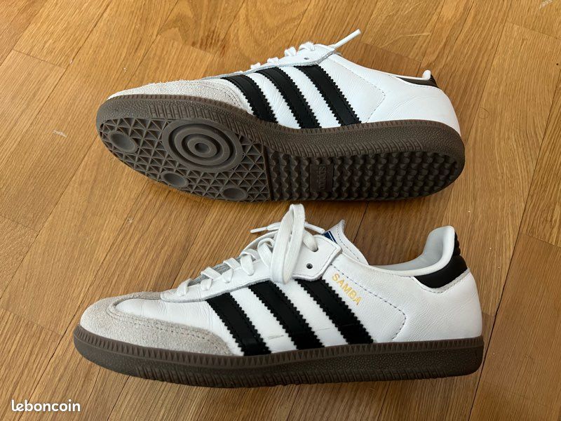 adidas gazelle silver green womens Adidas Originals SAMBA LT W Samba Long Tongue JI2706 white men women main image 0