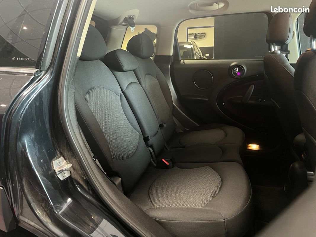 MINI COUNTRYMAN R60 90 ch One D (image 24)