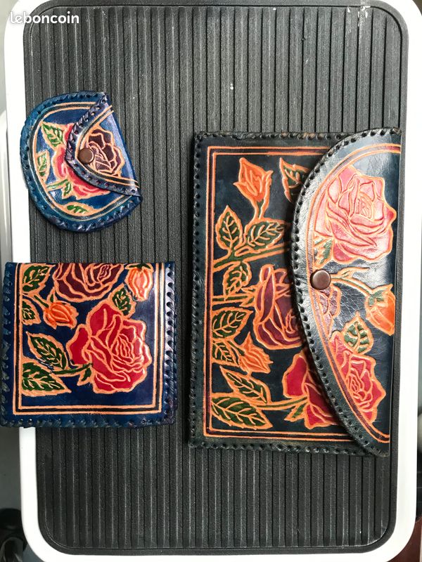 Pochette fantaisie cuir (image 1)