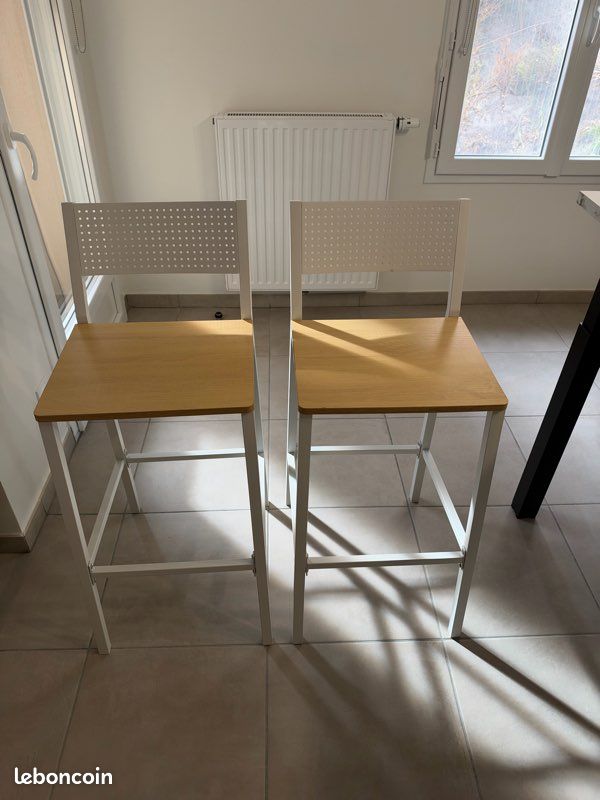 Chaise de cuisine (image 1)