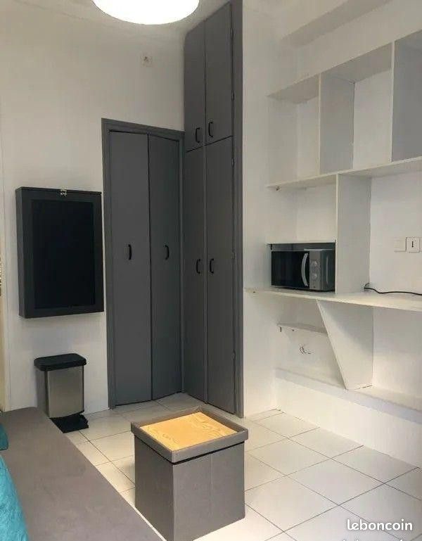Appartement 1 pièce 12 m² · à Paris · 12 m² · 650 €/mois