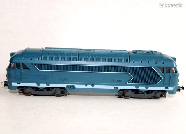 Locomotive Diesel Jouef BB 67001 N°9 - Motorisée 3 Pôles - Occasion - Bleue