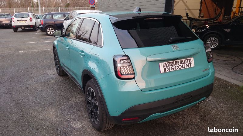 Fiat 600 1.2 HYBRID 136CH LA PRIMA DCT6 (image 2)